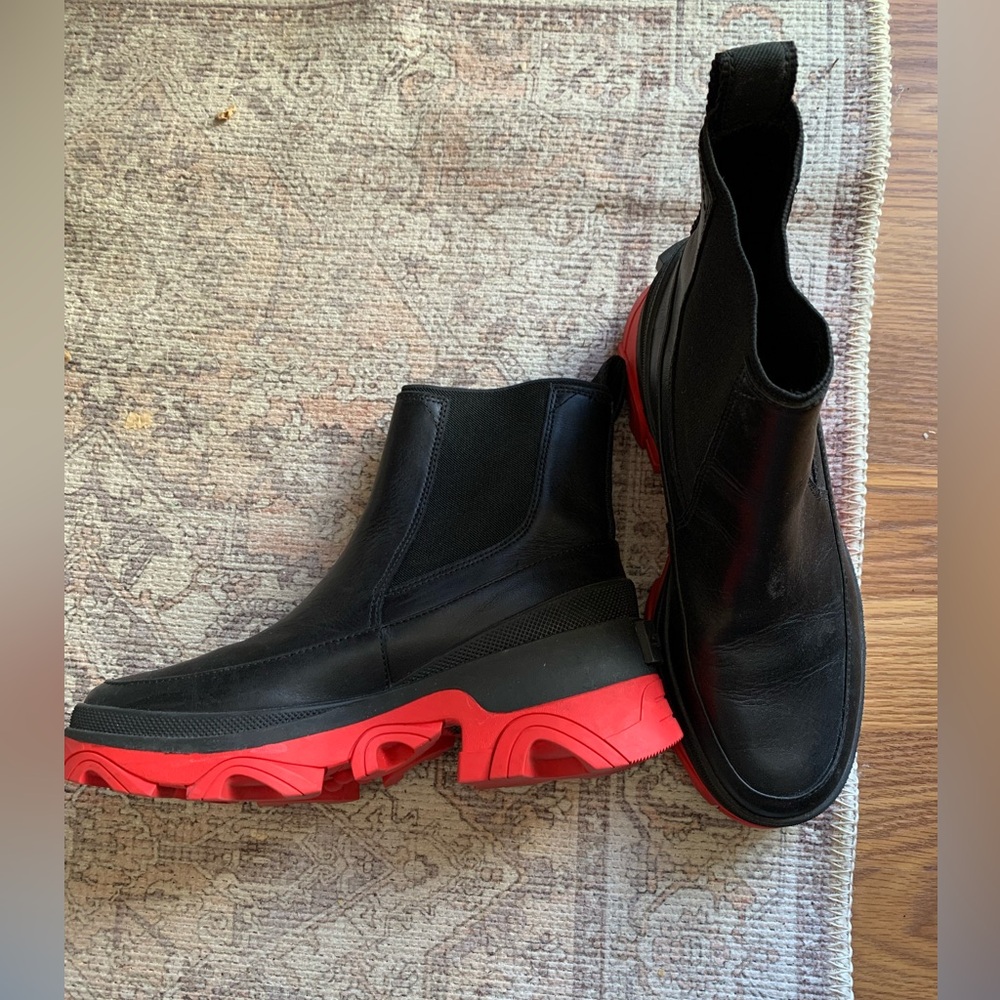 Sorel Black Leather Chelsea Boots with Red Chunky Sole
